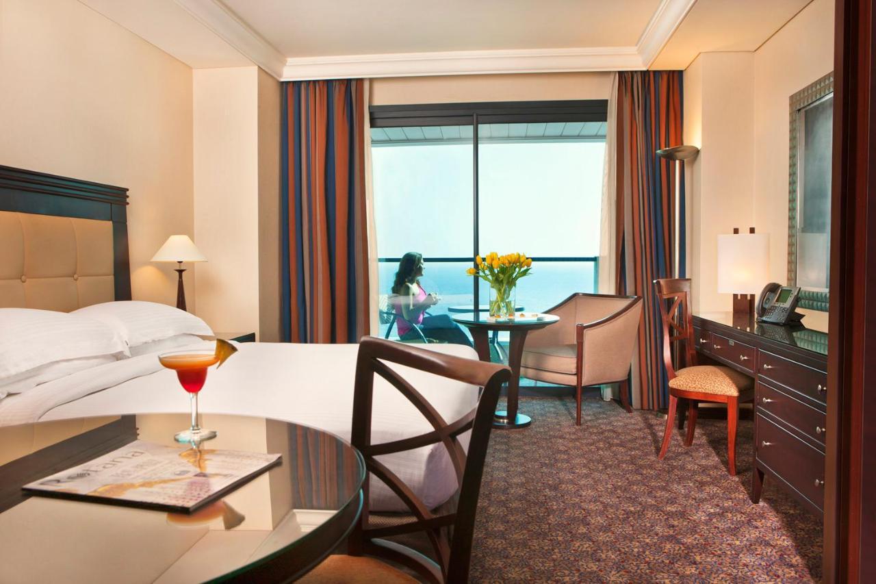 Raouche Arjaan by Rotana Aparthotel Beiroet Buitenkant foto