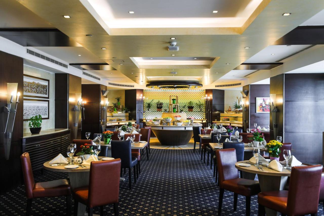 Raouche Arjaan by Rotana Aparthotel Beiroet Buitenkant foto