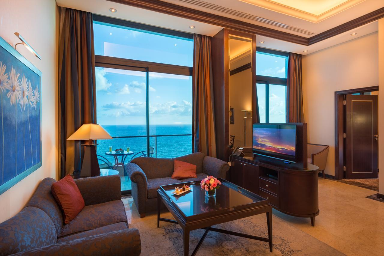 Raouche Arjaan by Rotana Aparthotel Beiroet Buitenkant foto